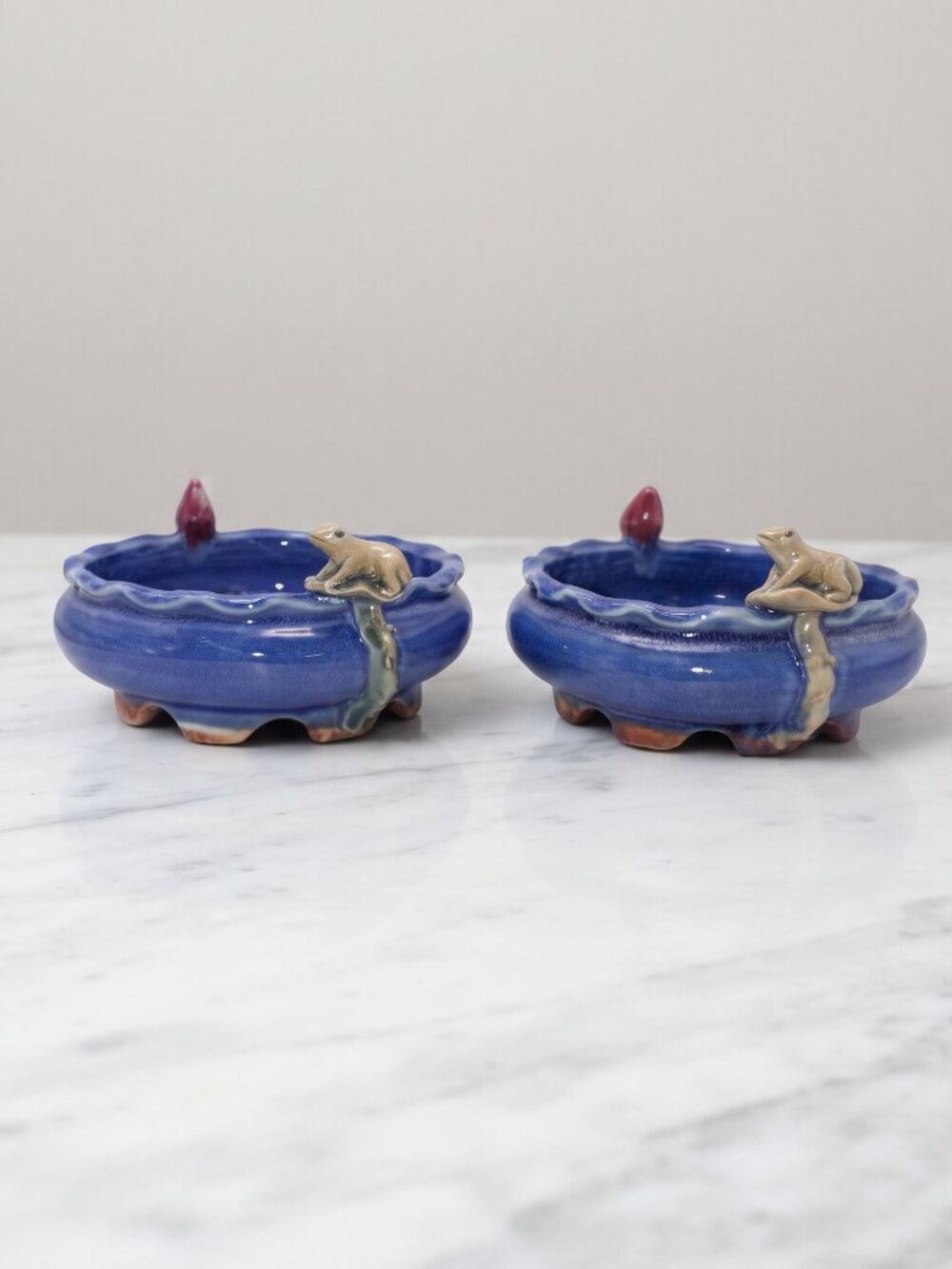 Signed Studio Pottery Frog Pond Bowls Set of 2 Blue Lily Pad Handmade 7 Inch Art